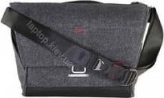 Peak Design Everyday Messenger carrying case black 